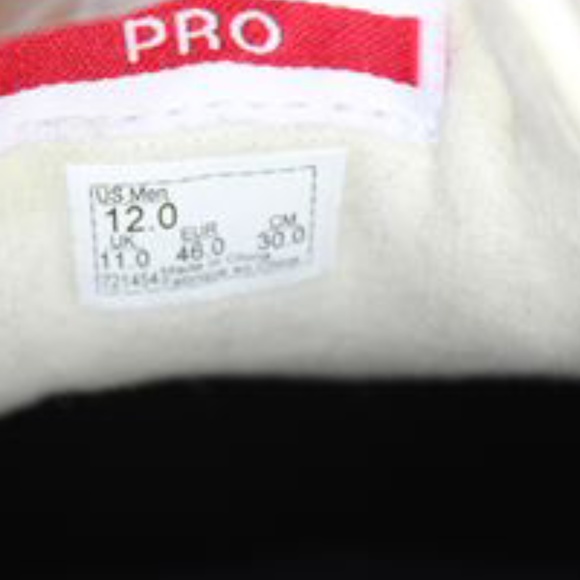 Cream Colored Suede/Canvas Old Skool Vans With Black Sole Size 12 - Picture 16 of 16